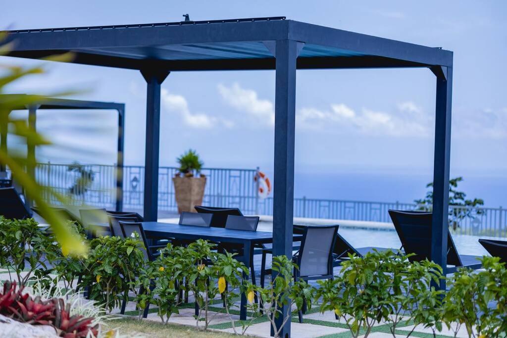 Pyramid Point Manor Vila Ocho Rios Exterior foto